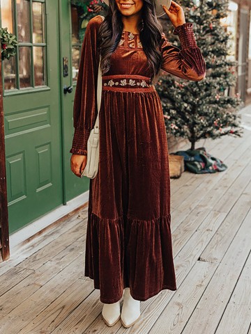 AUTUMN EMBROIDERED MAXI