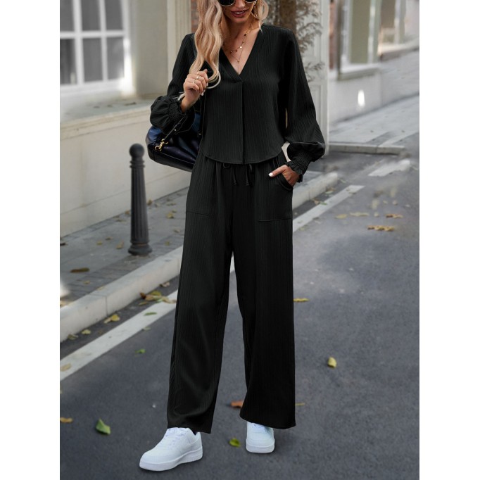 Solid V-neck shirt wide leg pants set