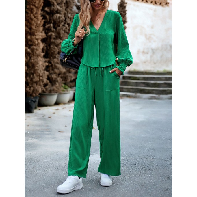 Solid V-neck shirt wide leg pants set