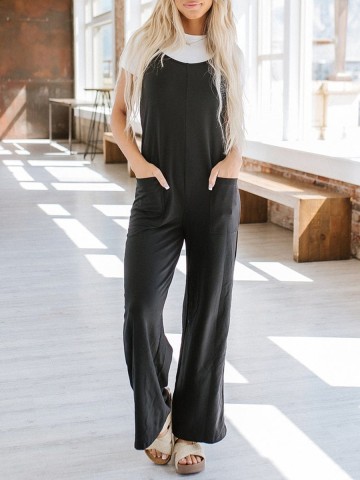 Woman's Wide Leg Jumpsuit