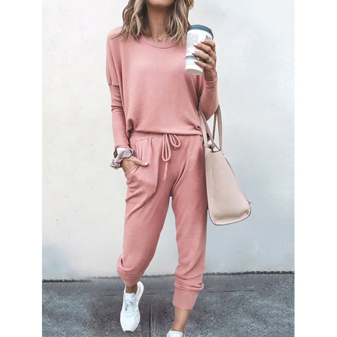 Women's loose fitting solid color long sleeved casual suit